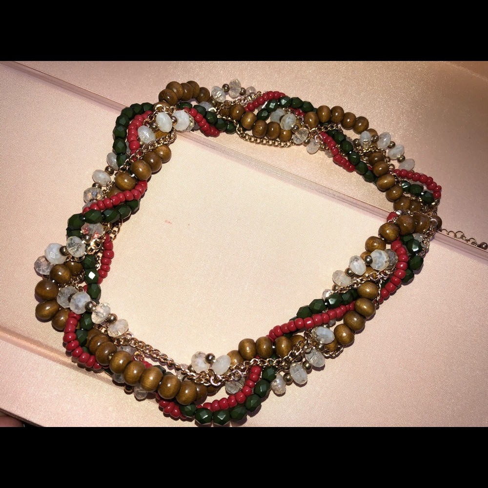 🔥SOLD🔥New York & Co. multi color necklace